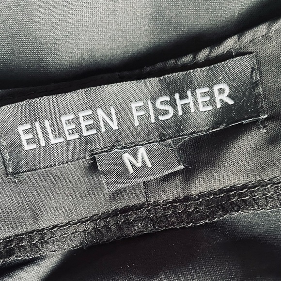 Eileen Fisher Black Split Neck Hidden Button Top Medium - Picture 6 of 6
